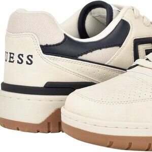 BRAND NEW WITH TAGS GUESS MEN'S NARSI SNEAKERS SIZE 10 M WITH LARGE G LOGO $89